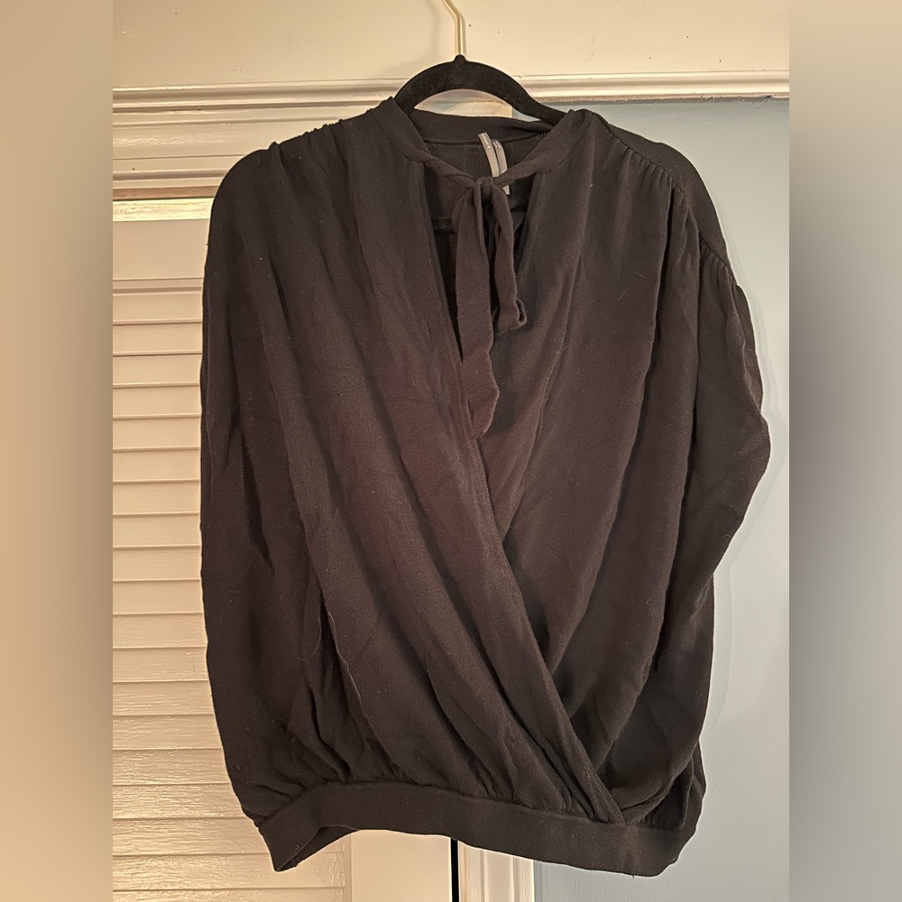 Anthropologie black top